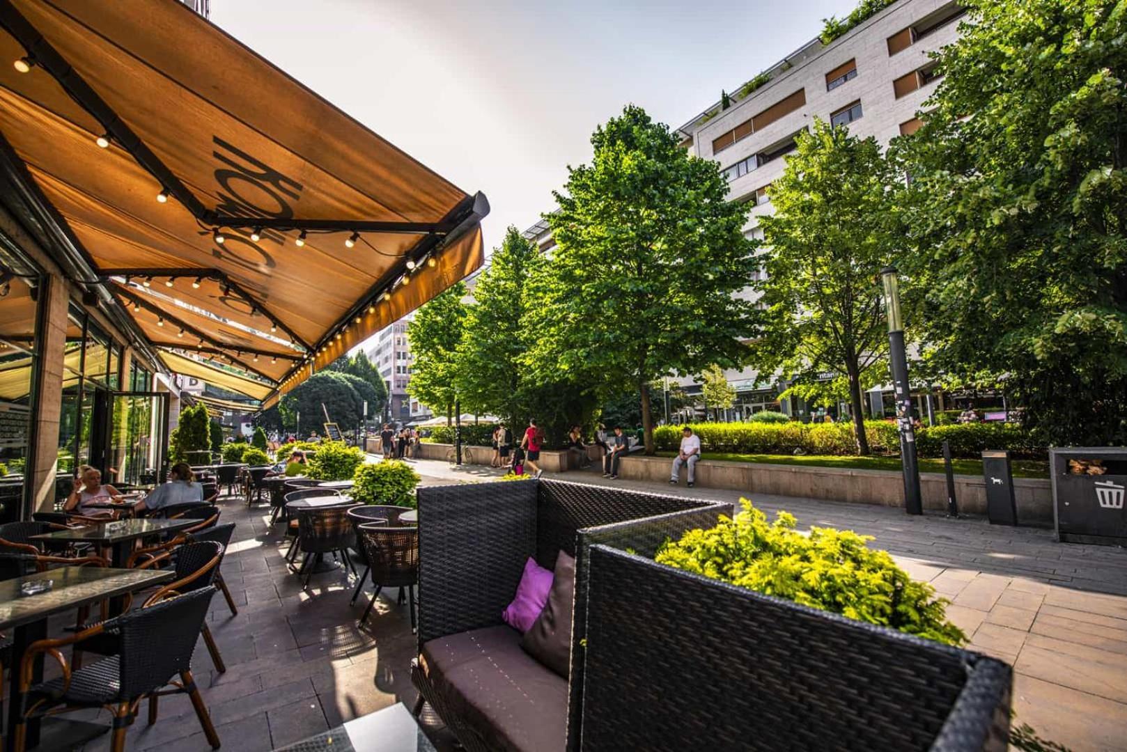 Corvin Promenade Crystal Apartment Budapest Bagian luar foto